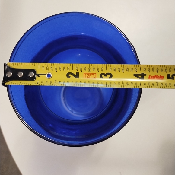 Vintage Anchor Hocking Glass Cobalt Blue 8" Tall Flared Urn Style Flower Vase - Picture 5 of 8